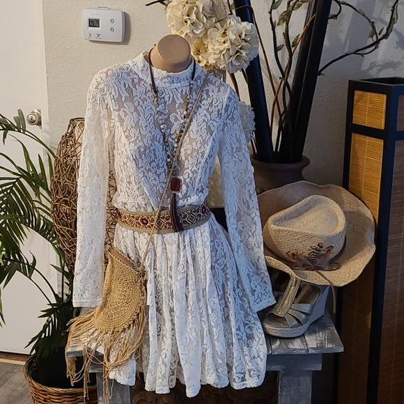 TODAY FREE PEOPLE SHEER LACE MIDI SP DRESS - Picture 9 of 17